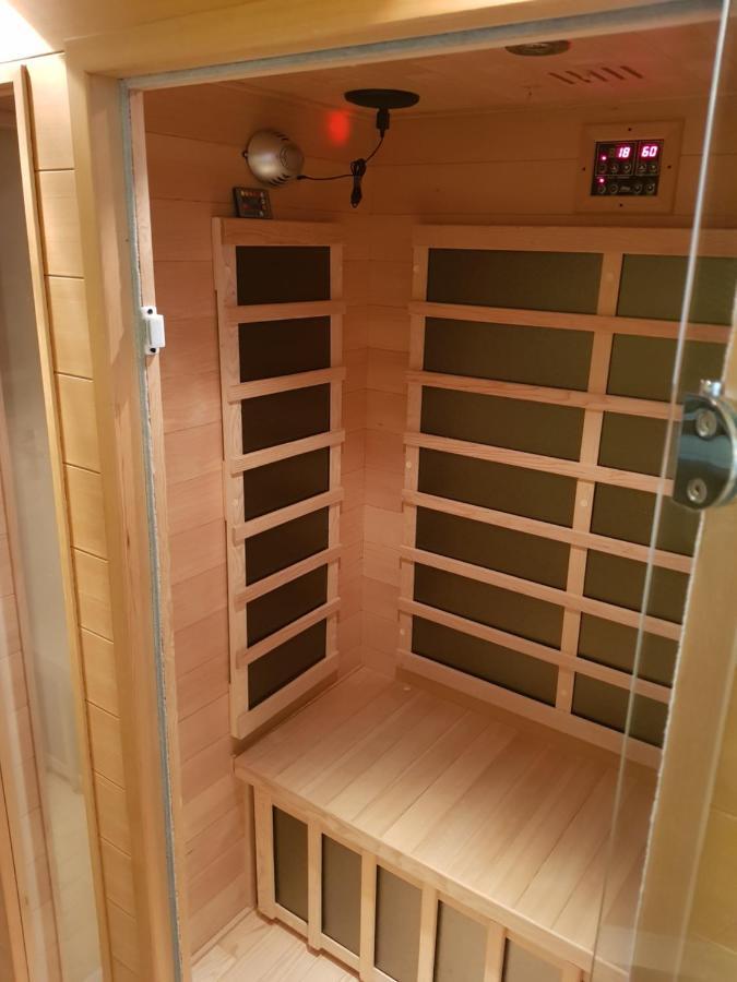 Dm Vendeghaz 빌라니 외부 사진